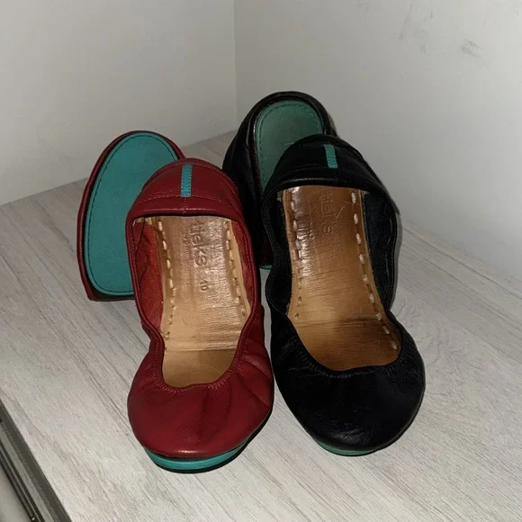 ๐1 Pair of Tieks by Gavrieli - Picture 1 of 7